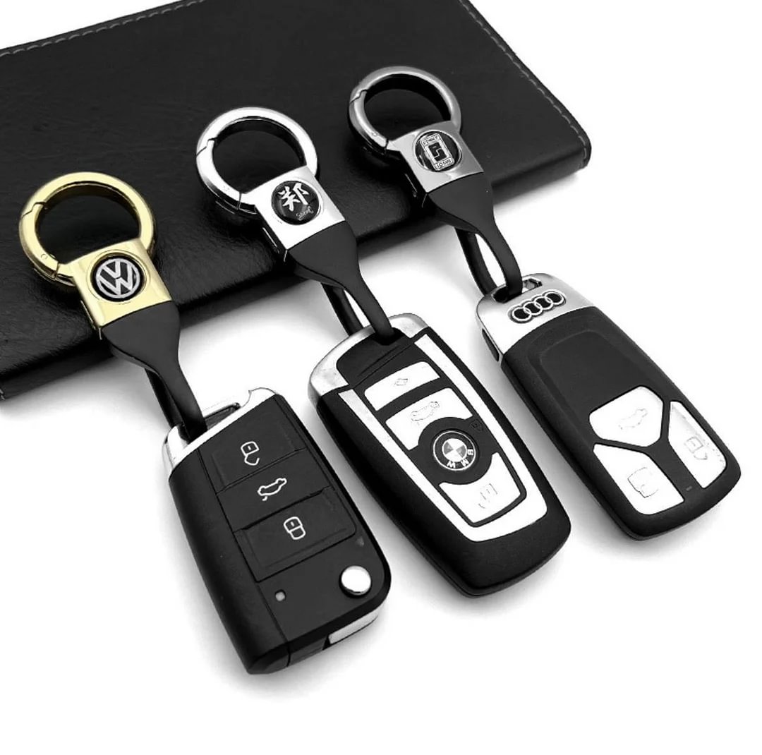 Car zinc alloy keychain pendant (2 pieces)