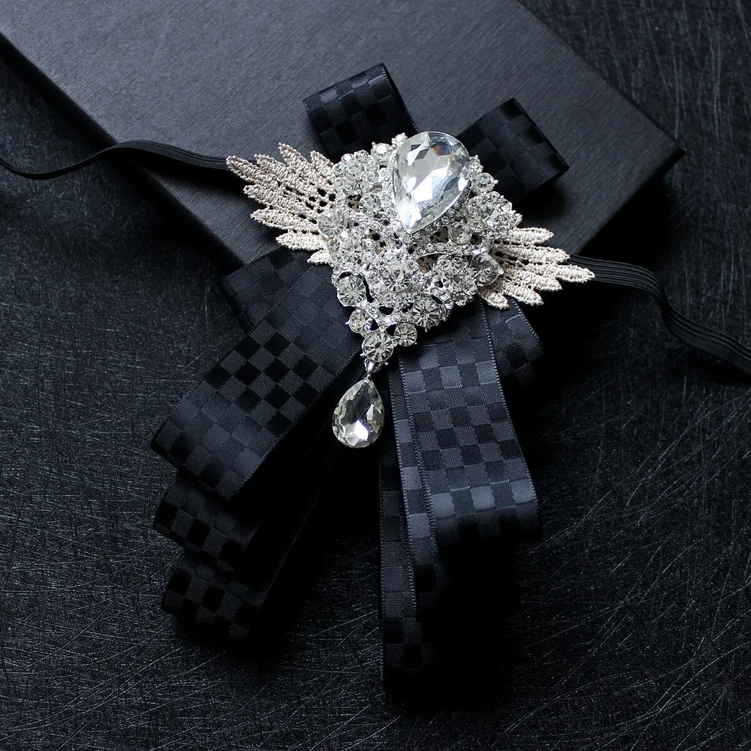 High-grade Handmade Diamond British Style Bow Ties Groom Groomsman Dress Suit Rhinestone Bowtie for Men Wedding Accessories
