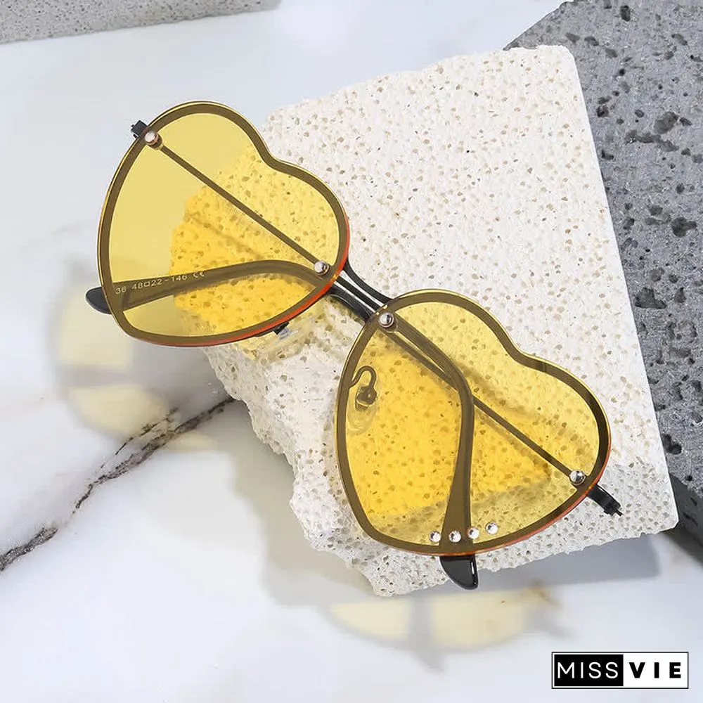 Love Heart Design Gradient Color Sunglasses
