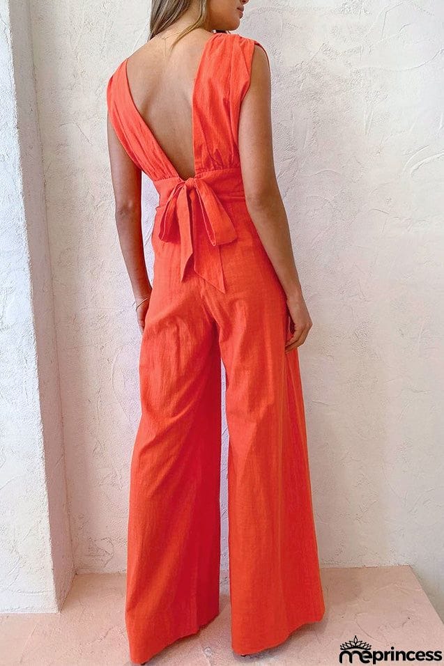 Deep V-neck Sleeveless Jumpsuit