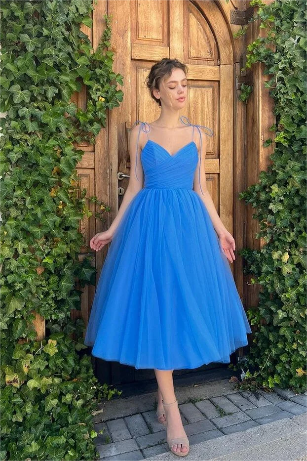 Lussooy Blue Stunning Spaghetti Strap Sleeveless Short Homecoming Dress with Ruffles 
