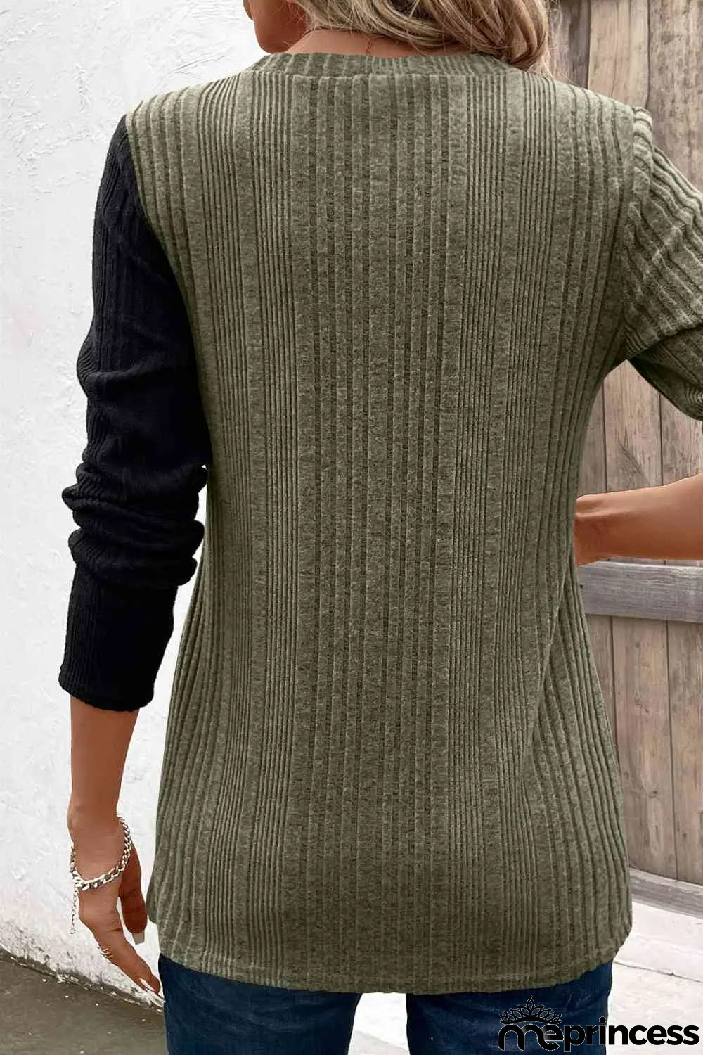 Modern and Versatile Tank top