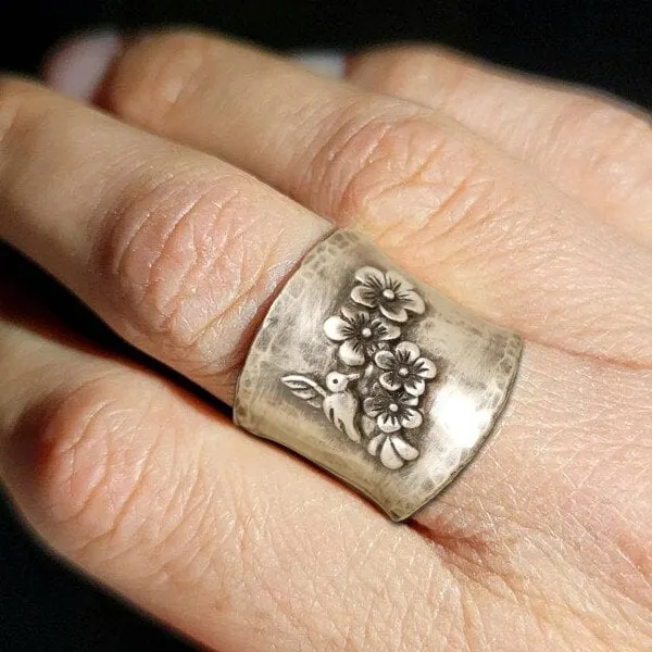 🔥Last Day 75% OFF🎁Bird Flower Wide Band Ring