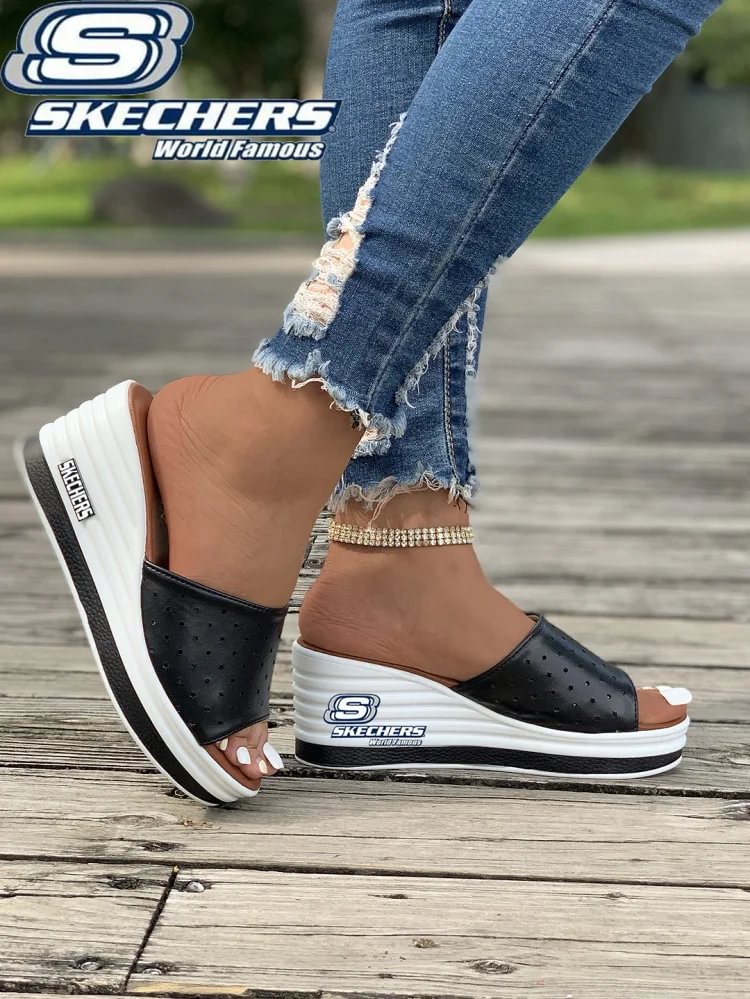 &Uacute;J SKECHERS 2024 ORTOP&Eacute;D SZAND&Aacute;L