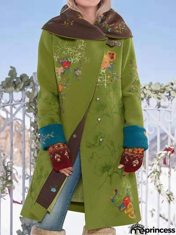 Fashionable and Minimalist Coat