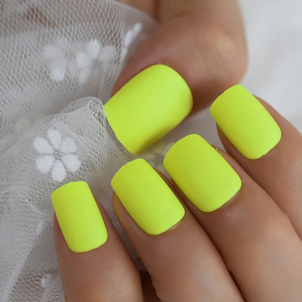 Pearl Shine Glossy Fake Nails Shimmer White Square Ombre French Nail Faux Ongles Gradient Medium Fingernails with Gluetabs-Nail Inspo