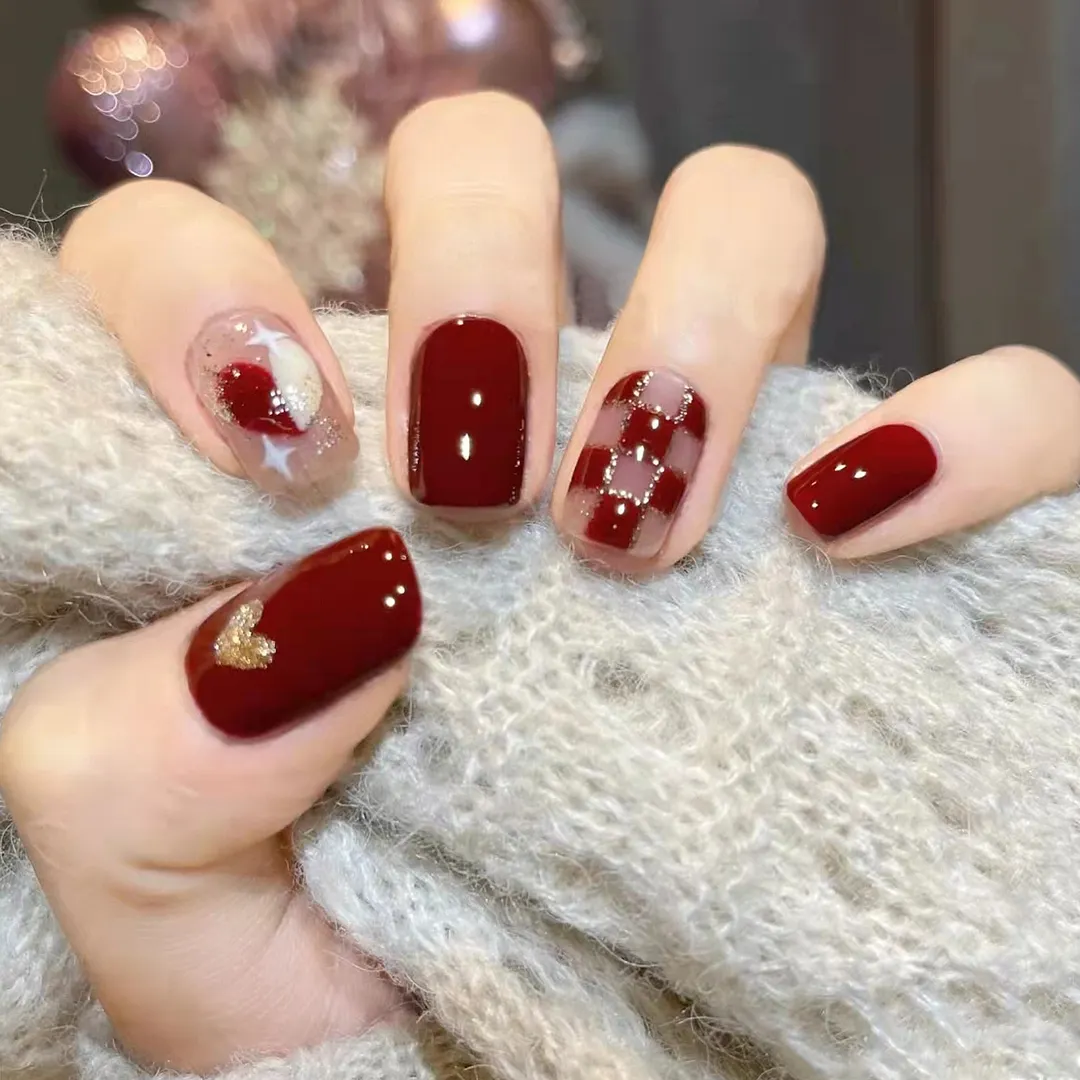 24Pcs Coffee Color With Grids Heart Designs False Nail Full Cover Fake Nails with Glue Detachable Wearable Manicure Nail Tips-Nail Inspo