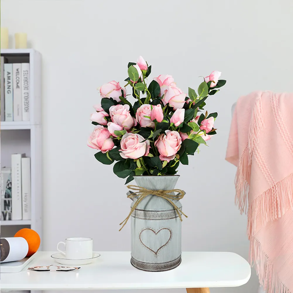 Vintage Metal Flower Vase Artificial Garden Style Flower Can Holder (Heart)
