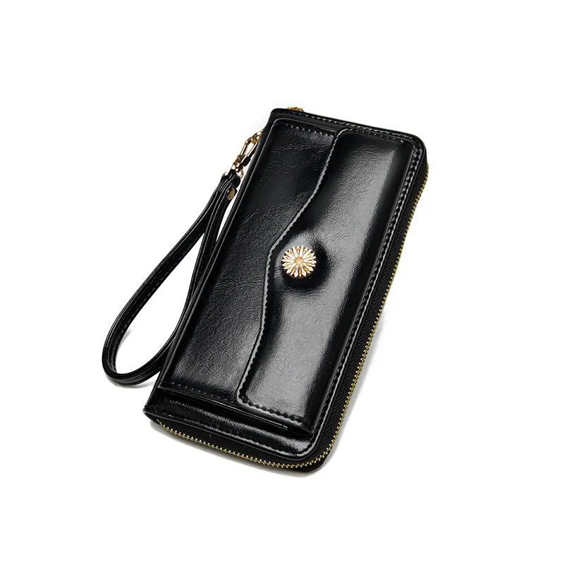 A stylish and simple long purse
