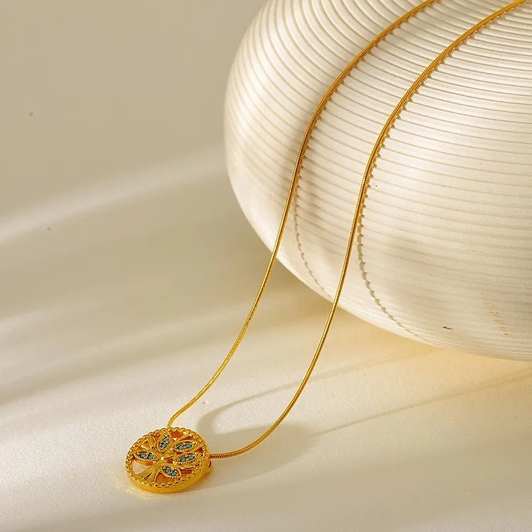 Unisex Eye and Leaf Pendant Necklace with Snake Chain