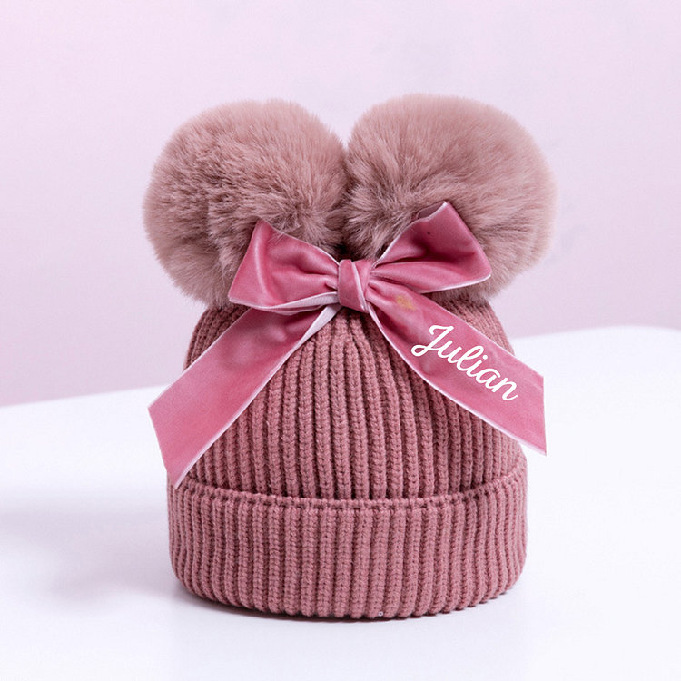 Personalized Kids Pom Pom Hat with Custom Embroidered Name &ndash; Cozy Winter Beanie for Comfort & Style