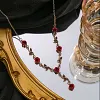 Ensemble de bijoux &eacute;l&eacute;gant avec collier et boucles d'oreilles en forme de fleur de rose