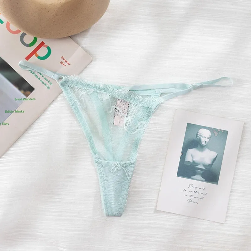 European Style Thong Sexy Lace Panties Fashion Hollow Out Comfort T-String Low Waist Seamless Underpants Female Sexy Lingerie