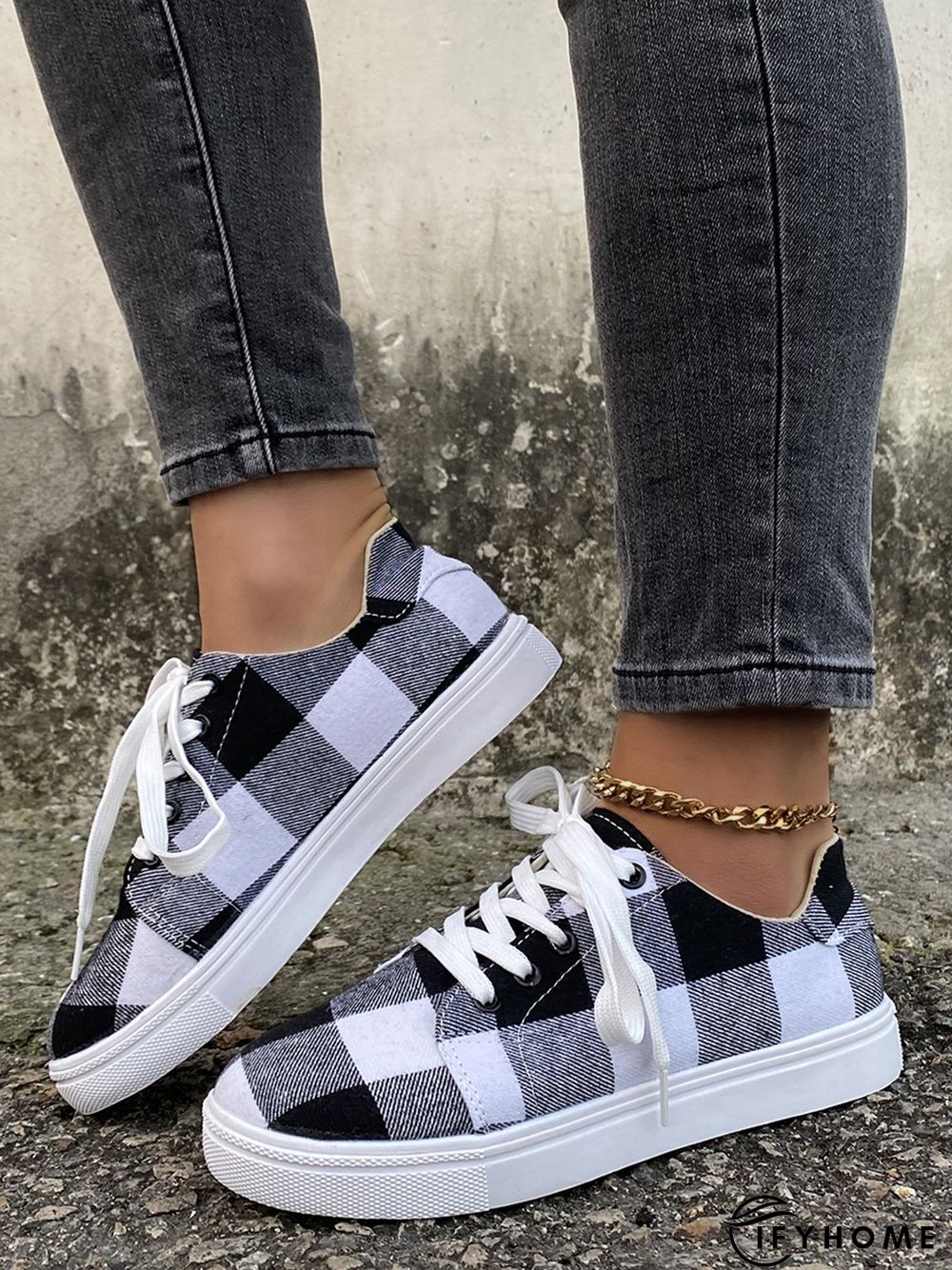 Christmas Red Plaid Black And White Plaid Leopard Casual Flat Shoes | IFYHOME