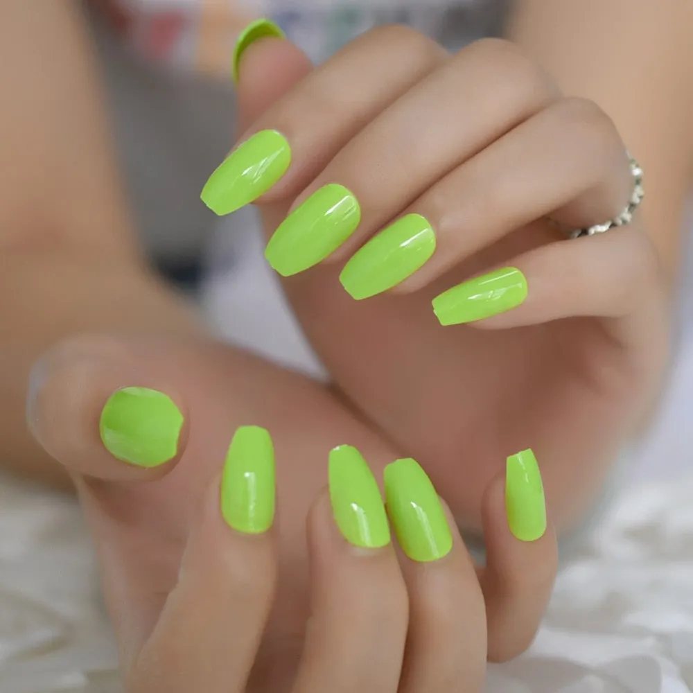 Tai Chi Two Meter White Light Green Press On Full Cover Nail Tips Supplies For Professionals Almond Medium Short Chinese Style-Nail Inspo