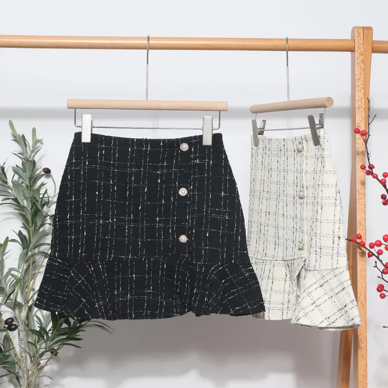 Brownm 2023 New Autumn And Winter Lattice Coarse Flowers Half-Body Skirt High Waist A-Word Bag Hip Irregular Fishtail Skirt 8876