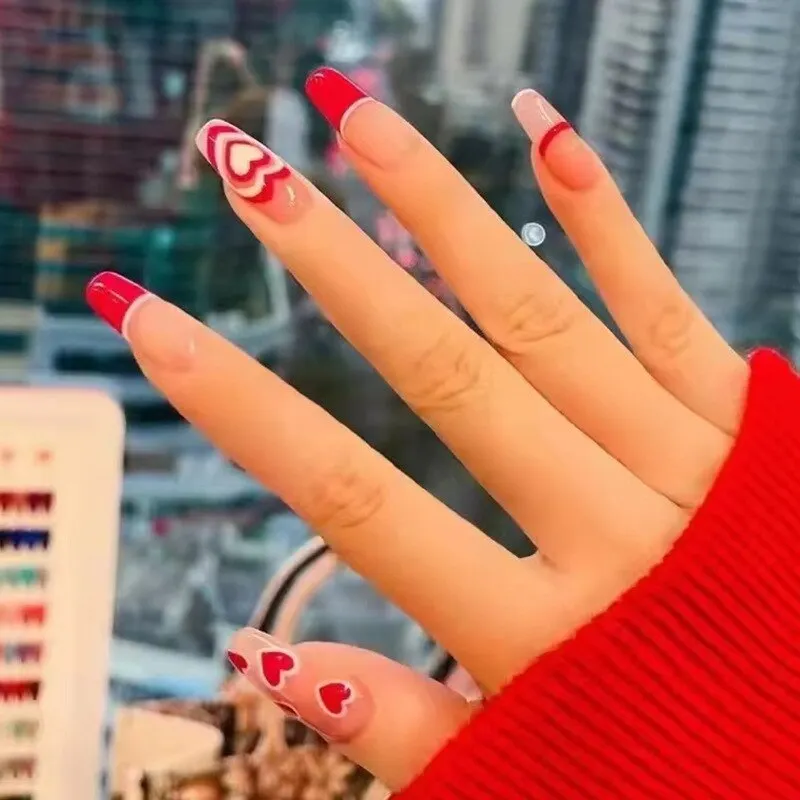 24Pcs Coffee Color With Grids Heart Designs False Nail Full Cover Fake Nails with Glue Detachable Wearable Manicure Nail Tips-Nail Inspo