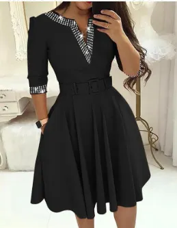 Uveng Uveng Autumn / Winter Temperament Elegant Closed Waist Hot Diamond In The Long Sleeve Solid Color Big Swing V-Neck Dress With A Belt