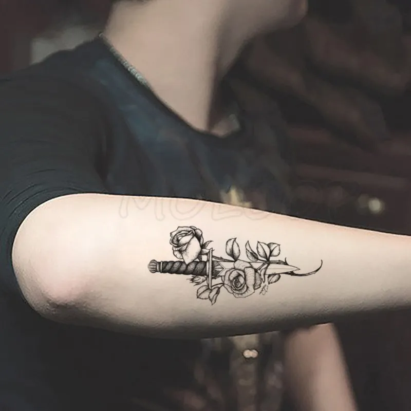 Water Transfer Tattoo Sexy Running Horse Anime Tattoo Body Art Waterproof Temporary Fake Flash Tattoo for Man Woman 10.5*6cm