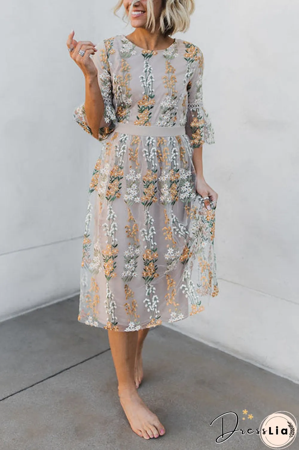  Sleeveless Bloom Embroidered Dress