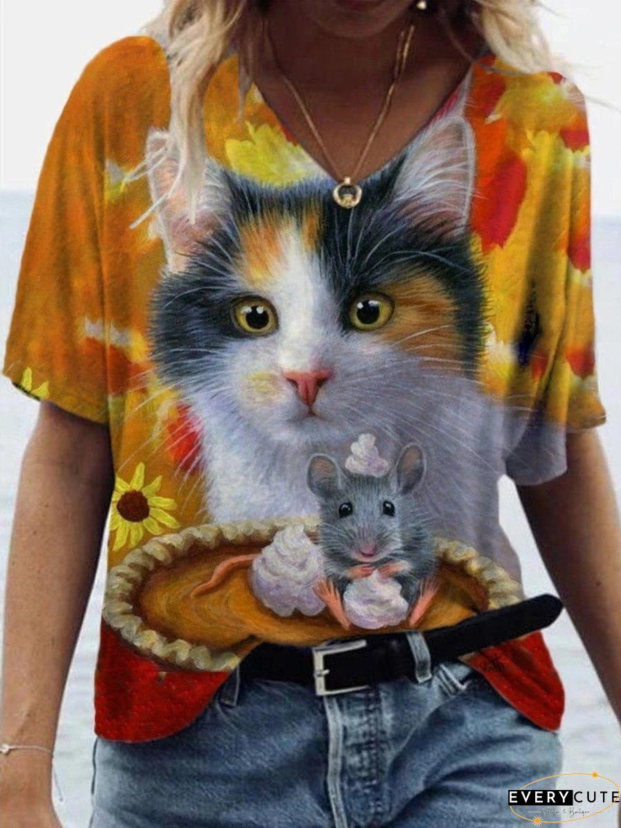 Cat Printed V-neck T-shirt for Women