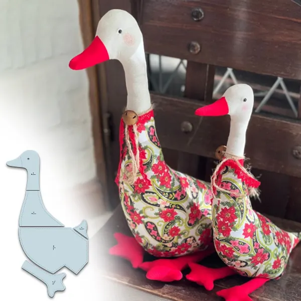 DIY Patchwork Fabric Goose Sewing Template &ndash; with Instructions