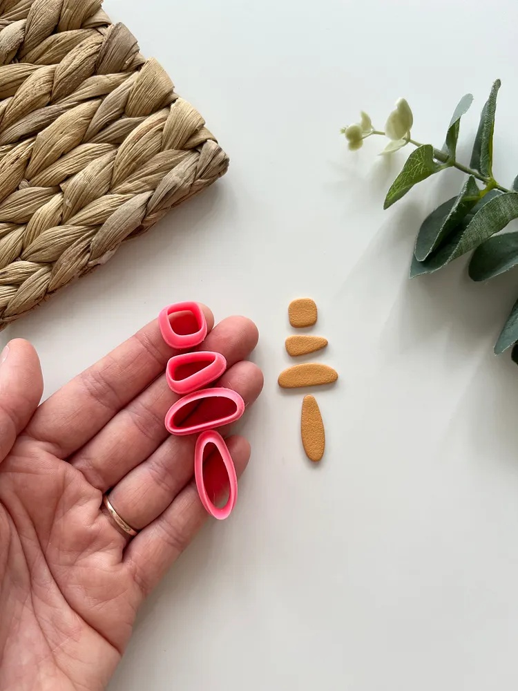 【4 PCS】Organic Dangle Drop Earrings Clay Cutters