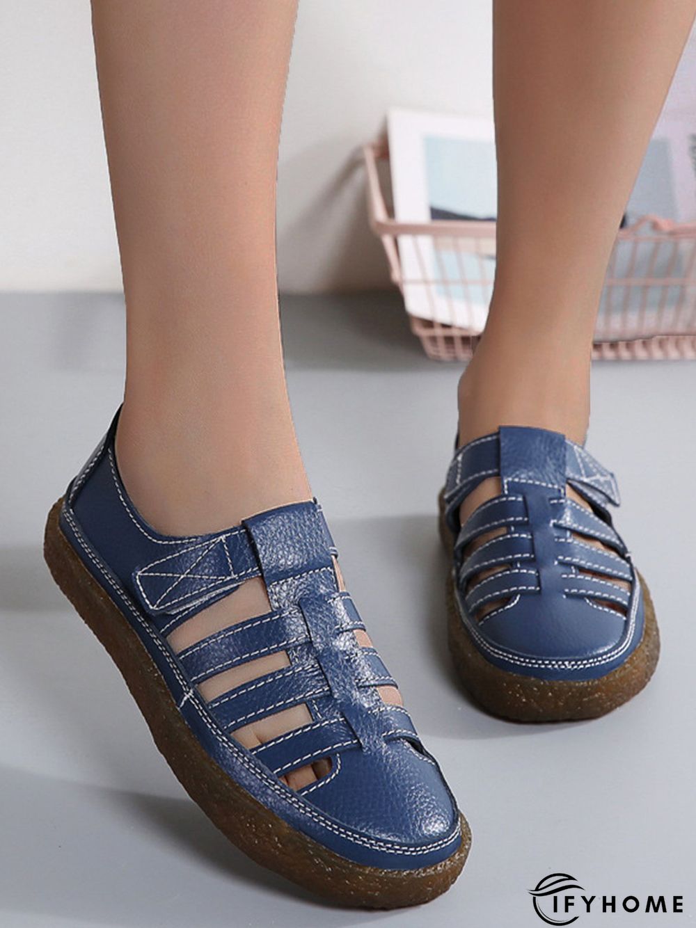 Lightweight Hollow Breathable Retro Soft Soled Shoes | IFYHOME