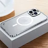 Coque en M&eacute;tal Pour IPhone avec MagSafe
