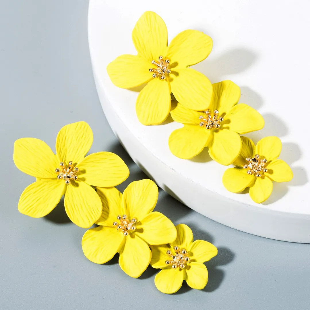 Dvacaman Bohemian Cute Long Double Layer Flower Statement Drop Earrings Women Summer Beach Party Metal Pendant Earrings Jewelry