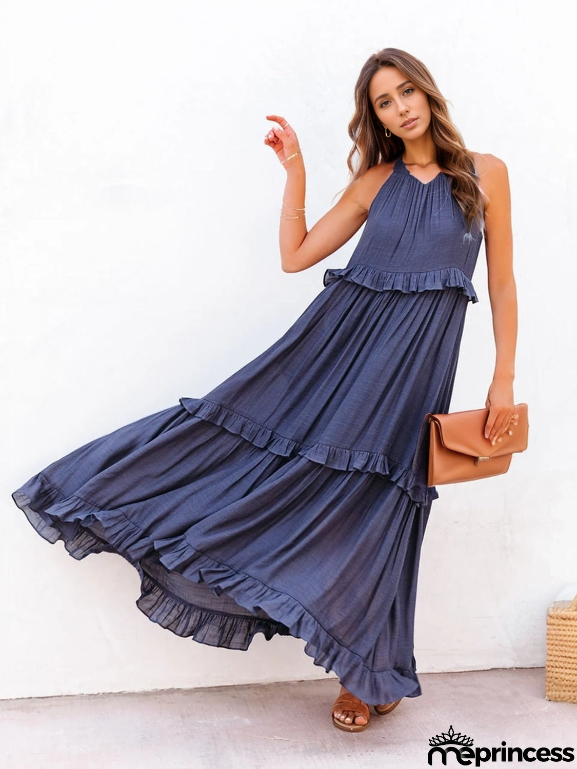 Feminine and light Dress