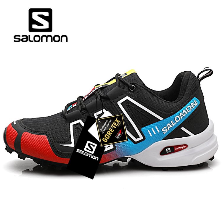 Treking čevlji Salomon&reg; so izdelani iz vodoodpornega in zračnega materiala