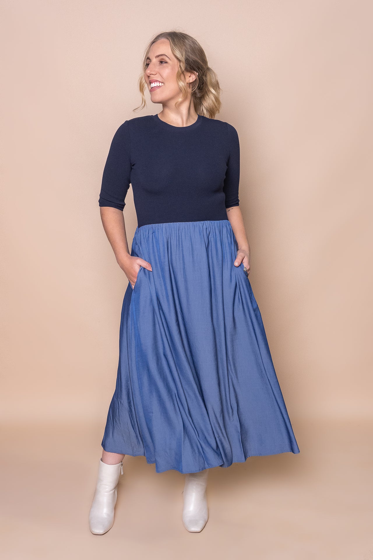 Venetta Midi Dress in Navy/Mid Blue