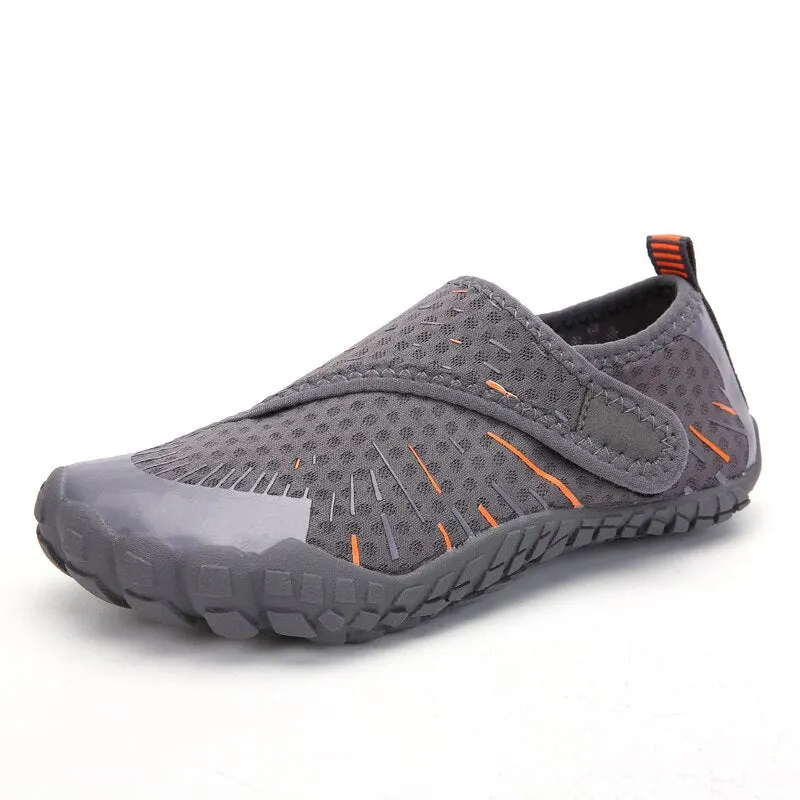 New Childrens Quick-Dry Breathable Beach Sneakers Kid Non Slip Soft Walking Shoes Outdoor Boys Sports Wearproof Water Shoes