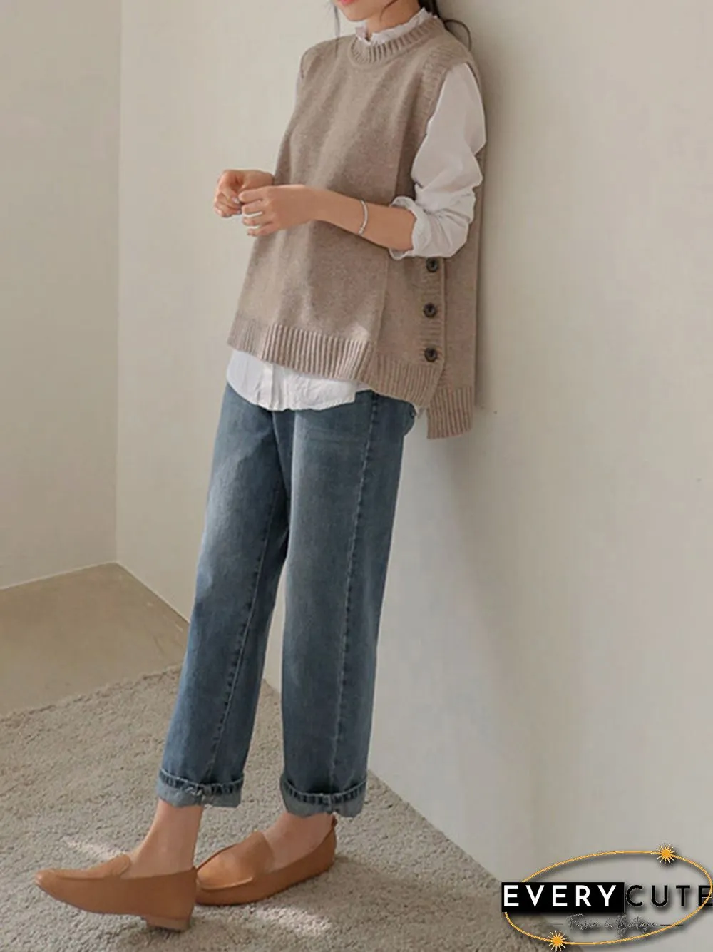 Simple Sleeveless Loose Buttoned Solid Color Round-Neck Sweater Vest Outerwear