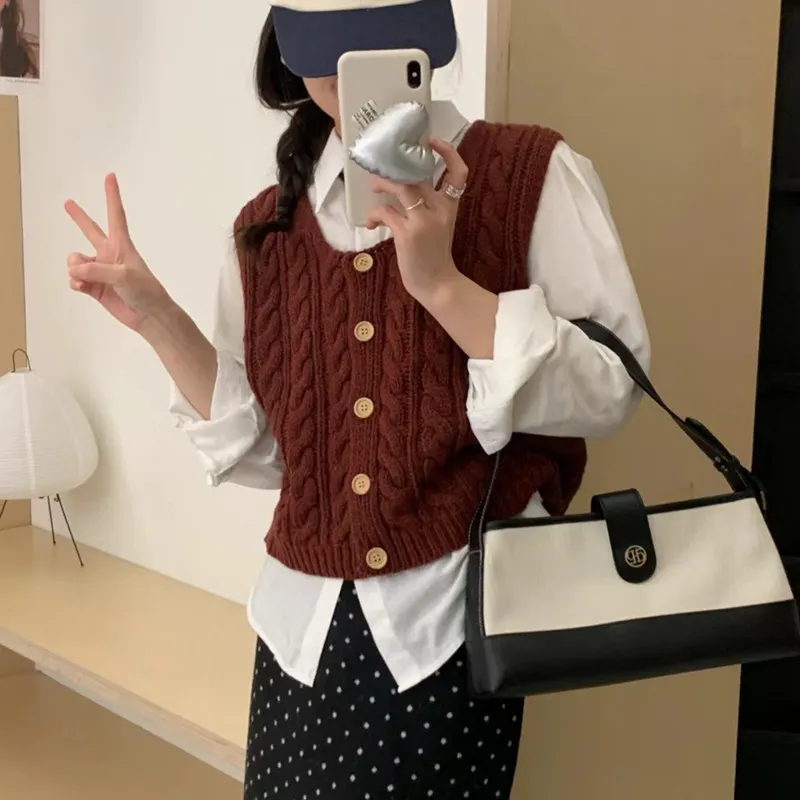 Churchf Churchf Short Fold Wear Single Breasted Sweater Cardigan Vest Retro Twist Round Neck Thick Line Knit Vest Woman