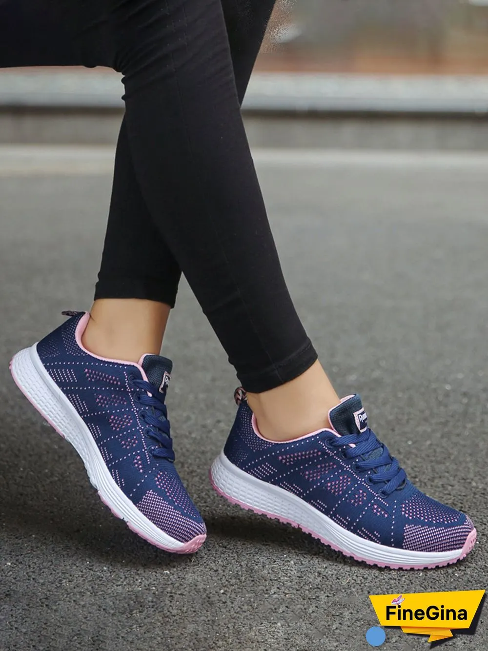 Contrasting Solid Color Breathable Mesh Casual Sneakers