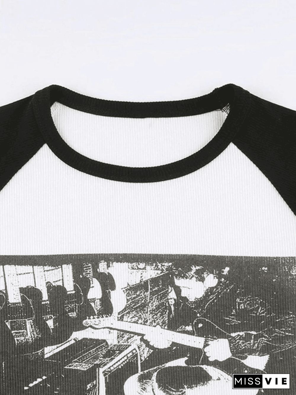 Figure Graphic Raglan Long Sleeve Crop Top