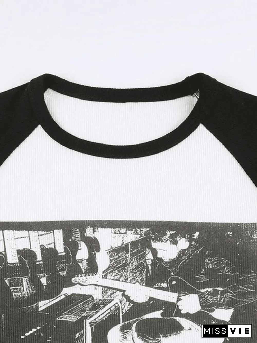 Figure Graphic Raglan Long Sleeve Crop Top