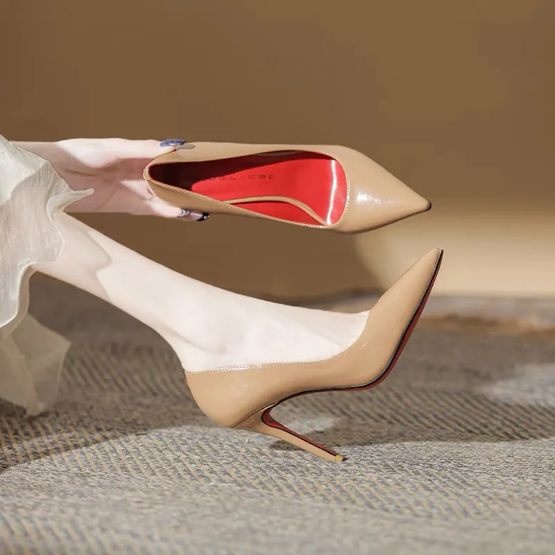 Breakj Breakj Shoes On The Bed Of Ultra-High Women's Fine Heel 2025 Spring And Autumn New Black Red 10 Cm Large-Size Tip Single Shoes