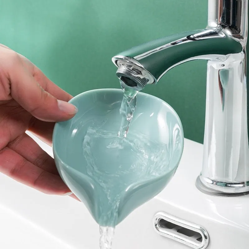 Leaf Shape Soap Box Drain Soap Holder Box Bathroom Shower Soap Holder sponge Storage Plate Tray Bathroom Supplies