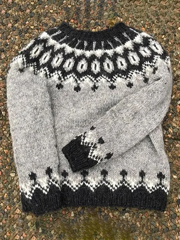 Icelandic Vintage Warmth Knit Jacquard Crew Neck Sweater（Unisex）