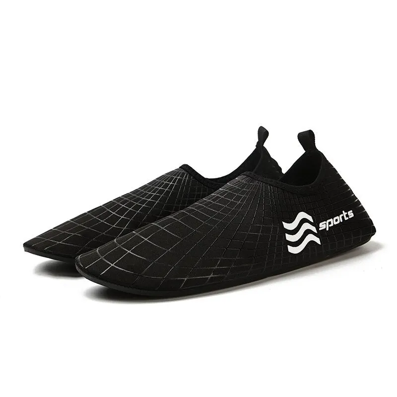 New Childrens Quick-Dry Breathable Beach Sneakers Kid Non Slip Soft Walking Shoes Outdoor Boys Sports Wearproof Water Shoes