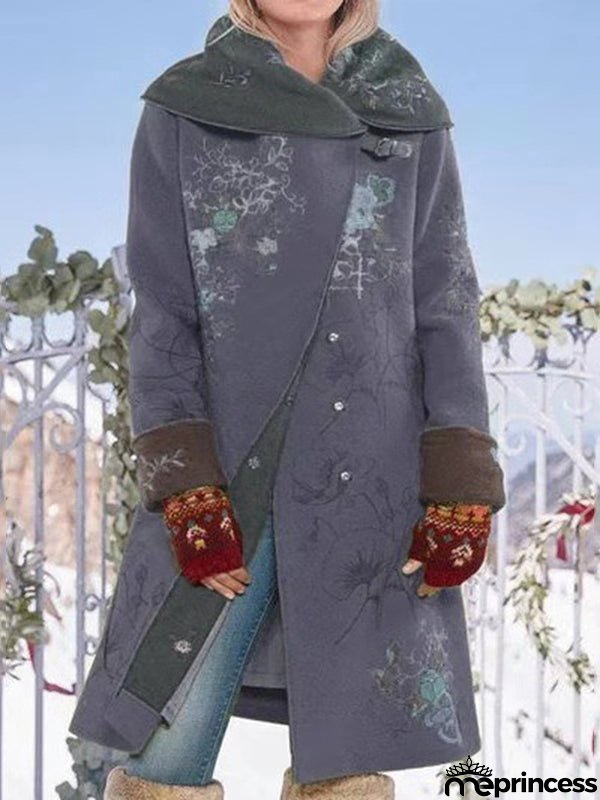 Fashionable and Minimalist Coat