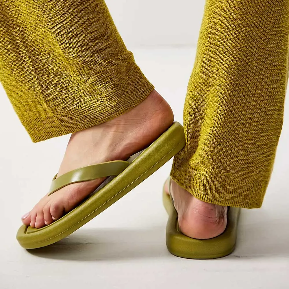 Women's Faux Leather Square Open Toe Slip On Flip Flops in Green