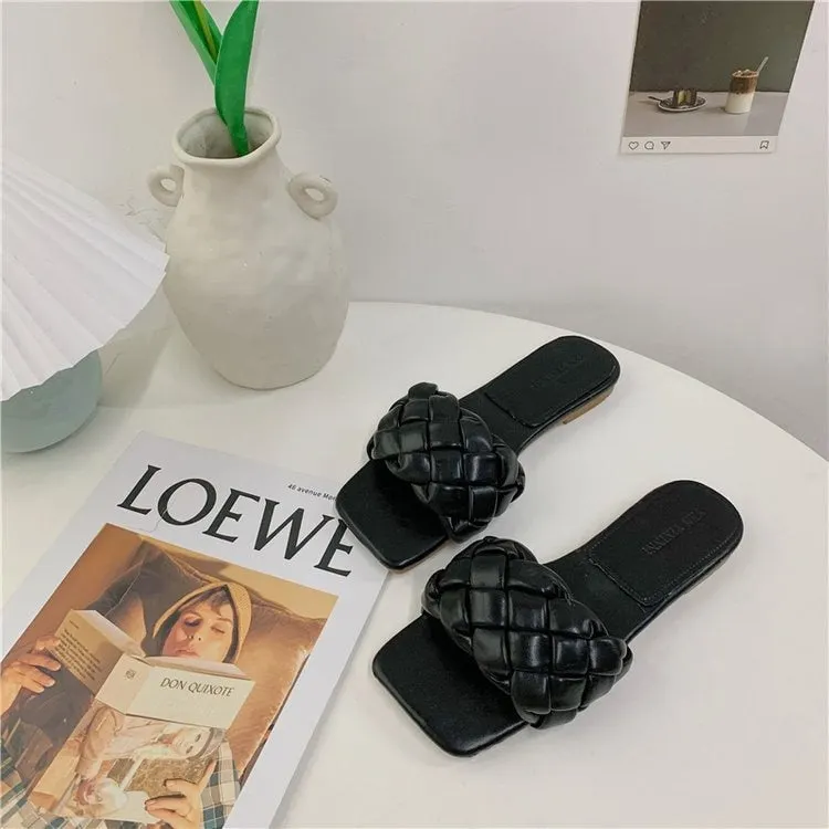 2021 Slippers Women summer Ladies Retro Narrow Band Sandals Open Toe Shoes Ladies Outdoor Flat Slides Beach Square Toe Slippers