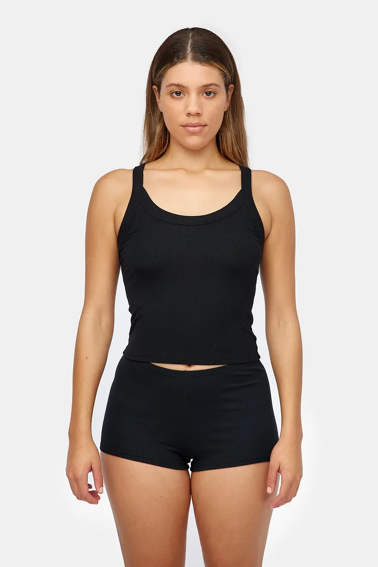 Ribbed Finn Tank