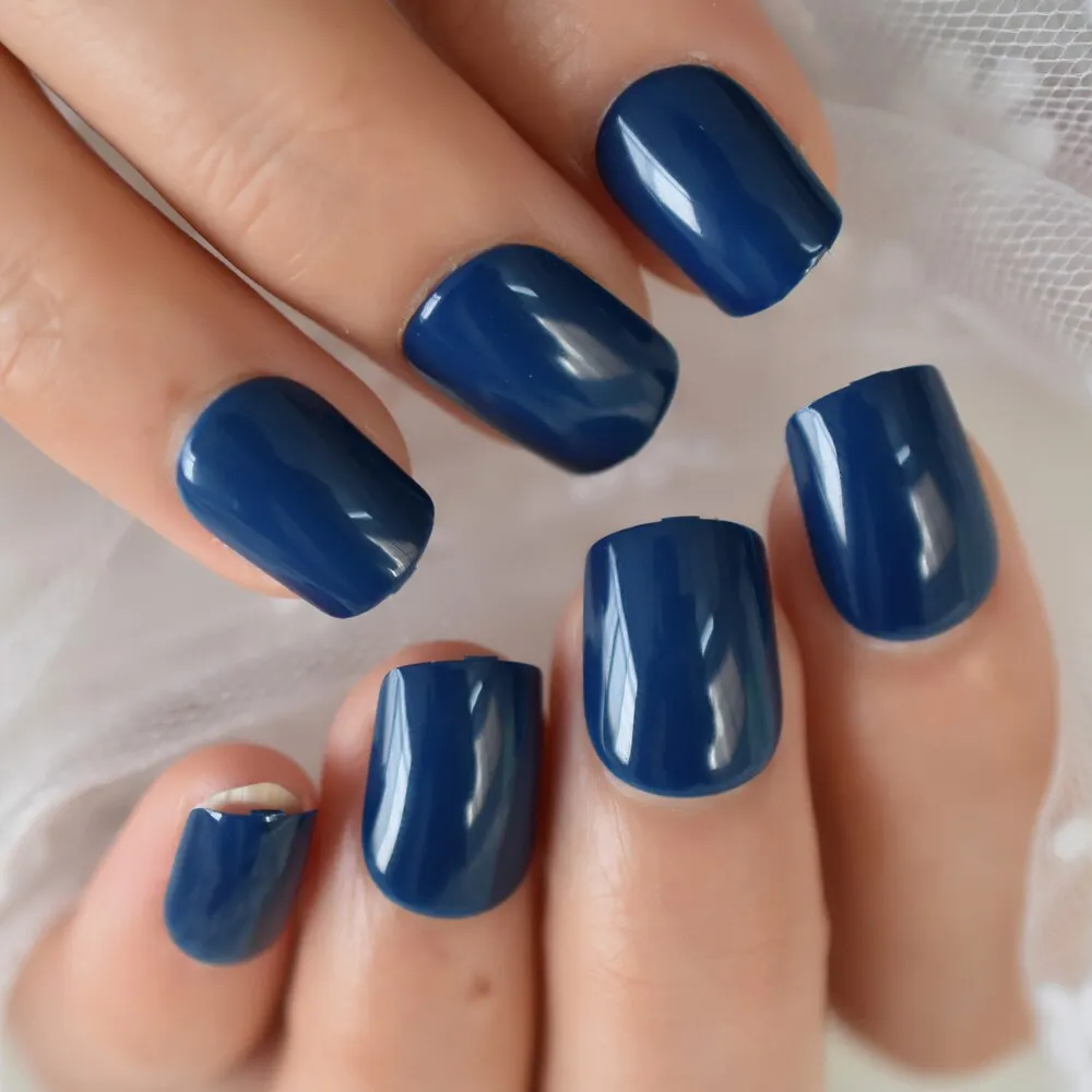 Sapphire Color Glossy Sapphire Chrome Medium-Short Nails Full Cover Nails Square Press On Nails Tips Fingernails Art EchiQ 24pcs-Nail Inspo