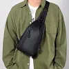 Sac bandouli&egrave;re imperm&eacute;able pour homme avec port de chargement USB