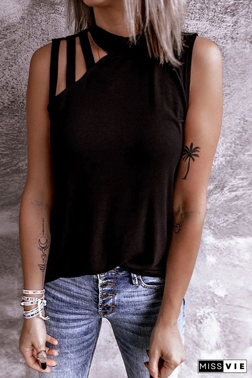 Solid Color Cut-Out Sleeveless Top